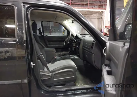 2007 Dodge Nitro Sxt from USA, damaged, VIN 1D8GU28KX7W635336